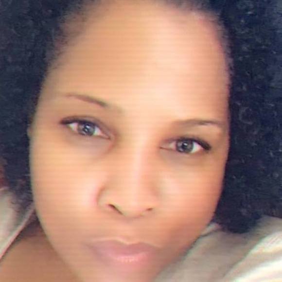 Meet your Posher, Hayley - Picture 1 of 1